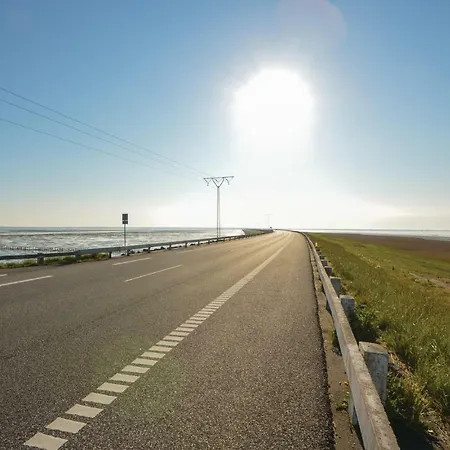 Three-bedroom In Romo Havneby