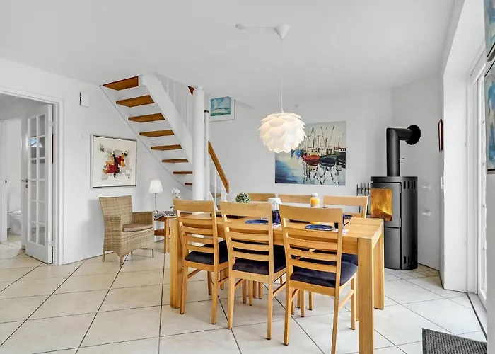 Three-bedroom In Prázdninový dům *