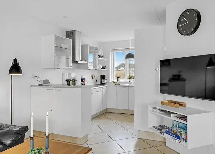 Three-bedroom In Prázdninový dům *